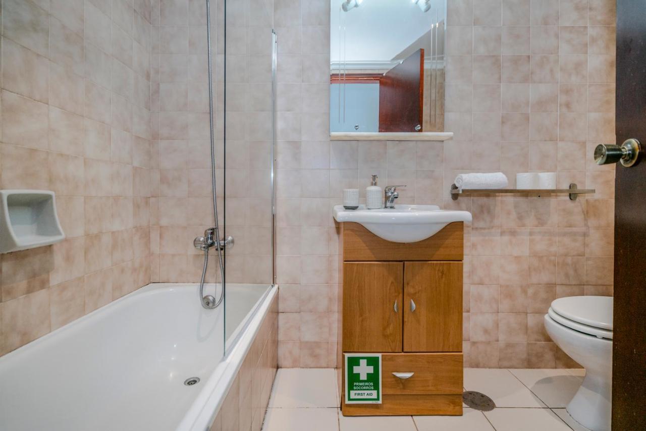 Lovely 1Bed Flat Short Walk To The Marina Vilamoura Quarteira Exterior photo